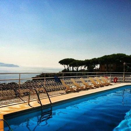Residence Portofino Est 拉帕洛 外观 照片