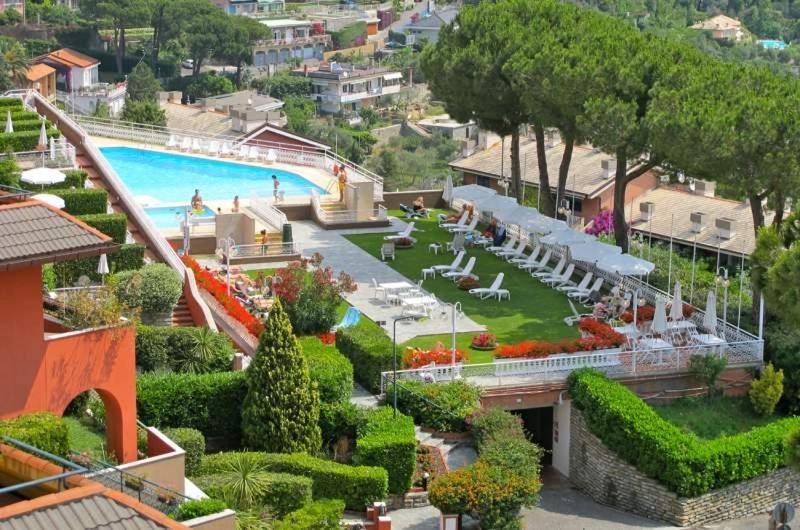 Residence Portofino Est 拉帕洛 外观 照片